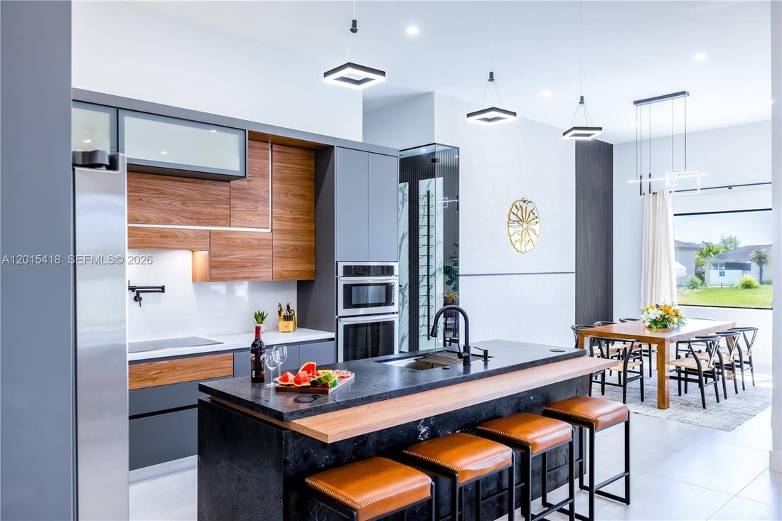 House in Cape Coral, Florida, United States 4 - 17869894