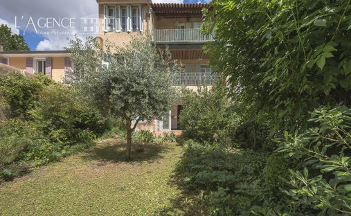 House in Le Tholonet, Provence-Alpes-Côte d'Azur, France 1