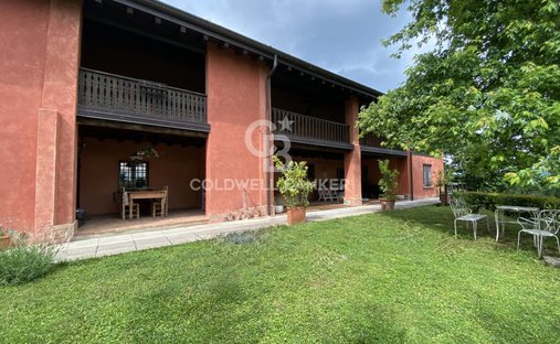 Casa di campagna a Gavardo, Lombardia, Italia 1
