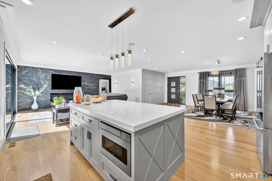 House in Bethany, Connecticut, United States 4 - 17869922