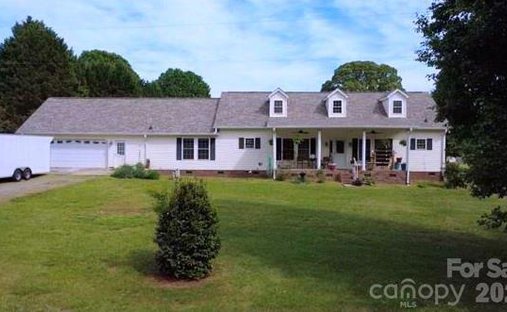 House in Newton, North Carolina, United States 1