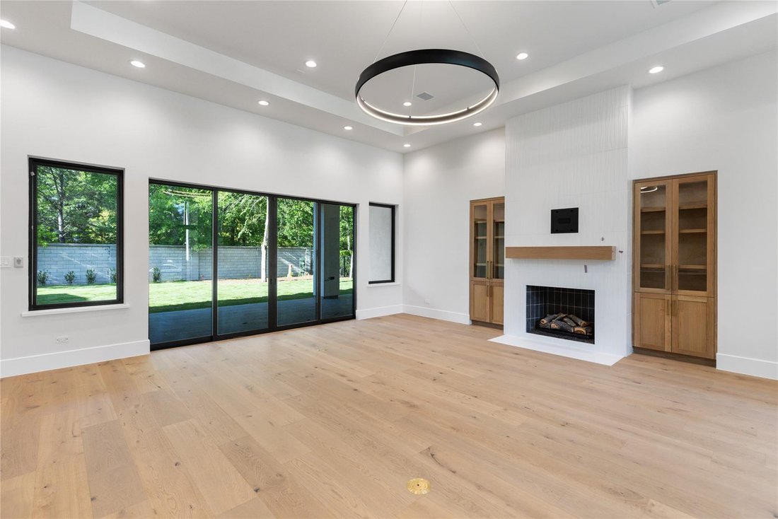House in Montgomery, Texas, United States 4 - 17755349