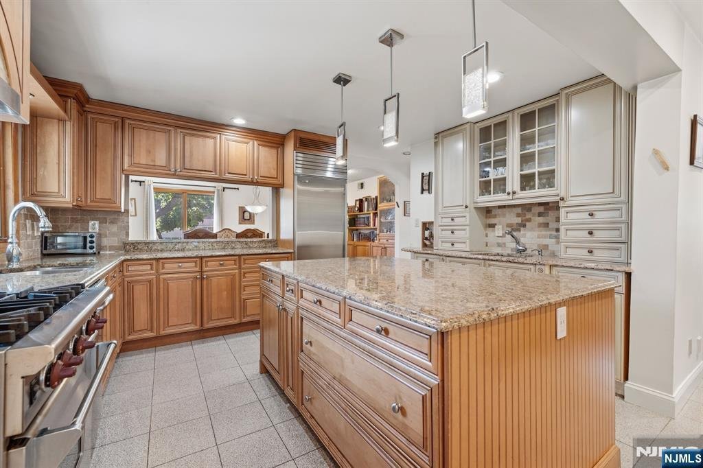 House in Fair Lawn, New Jersey, United States 1 - 17868527