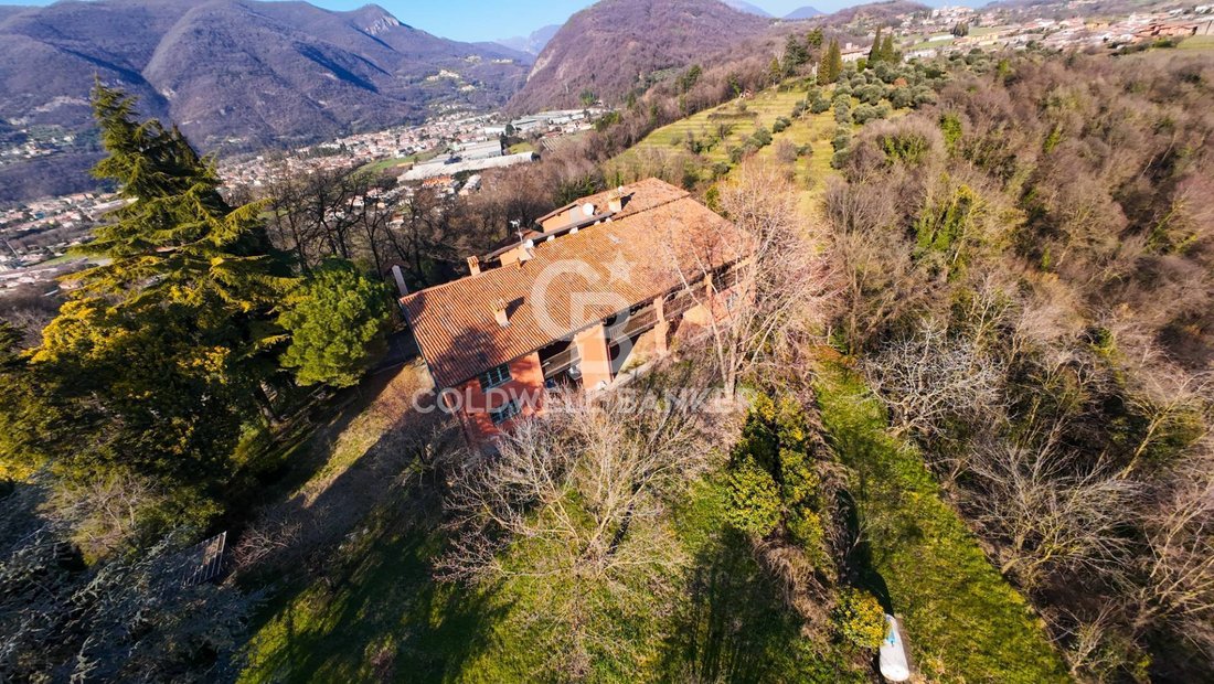 Country House in Gavardo, Lombardy, Italy 1 - 17868162