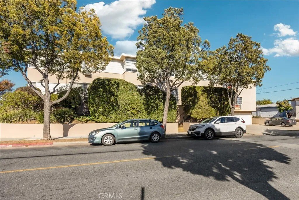 Alhambra, California, United States 3 - 17149021