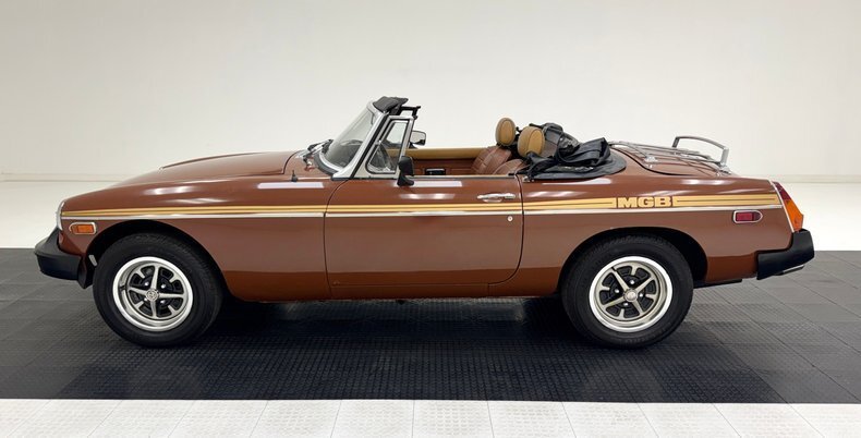 Cabriolet in Morgantown, United States 4 - 17869563