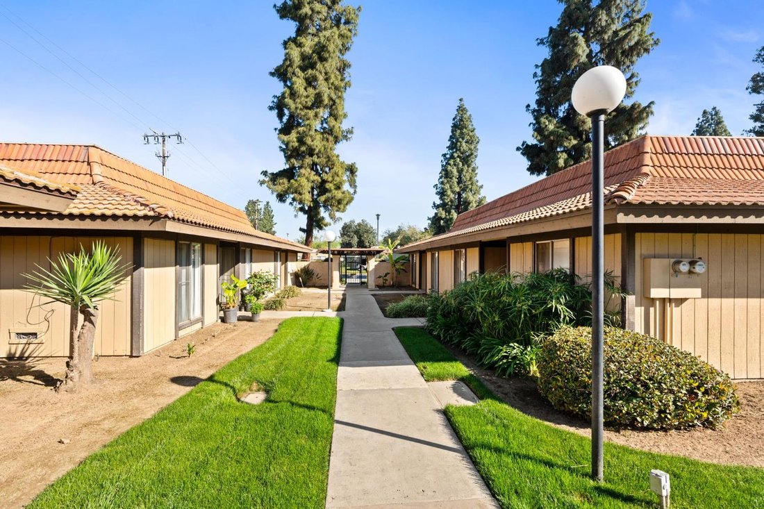 Fresno, California, United States 1 - 17864082