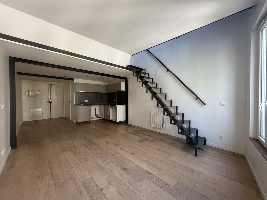 Apartment in Amiraux-Simplon-Poissonniers, Paris 18e Arrondissement, Paris 3 - 17868657