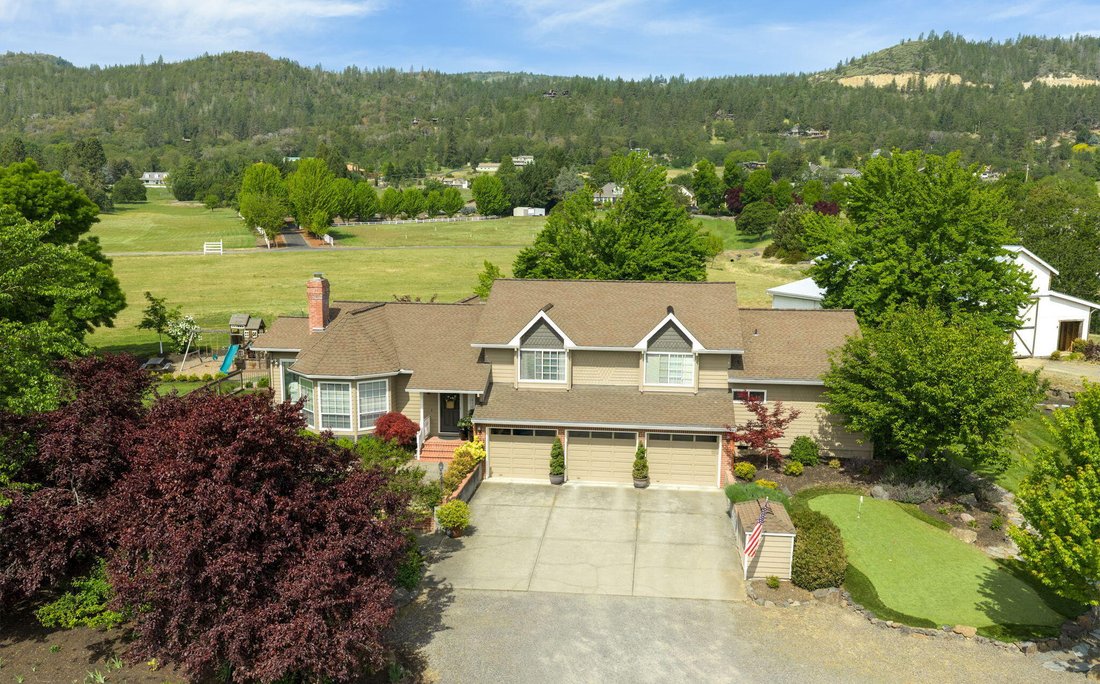 House in Medford, Oregon, United States 4 - 17868900