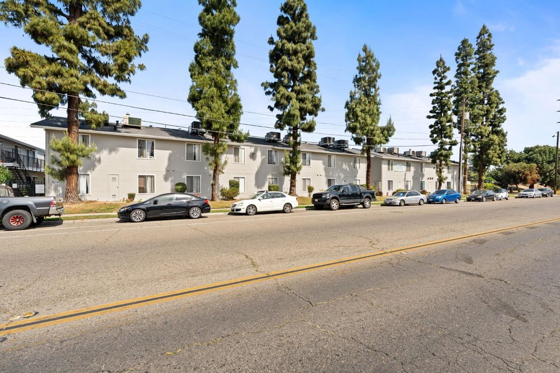 Fresno, California, United States 2 - 17864088
