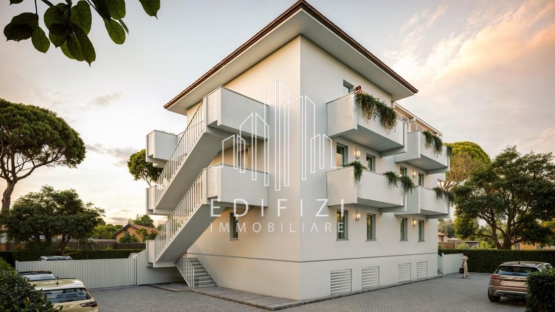 Penthouse in Marina di Massa Centro, Massa, Italy 4 - 17867020