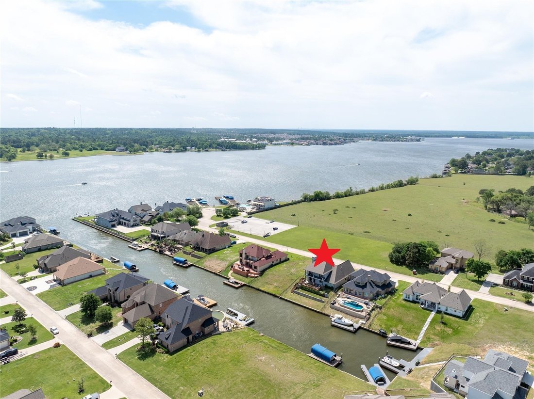 House in Willis, Texas, United States 4 - 17866241