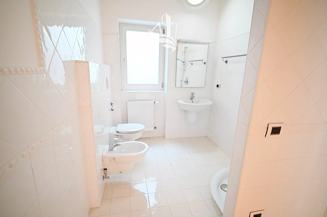 Apartment in Brixen, Trentino – Alto Adige/Südtirol, Italy 3 - 17862958