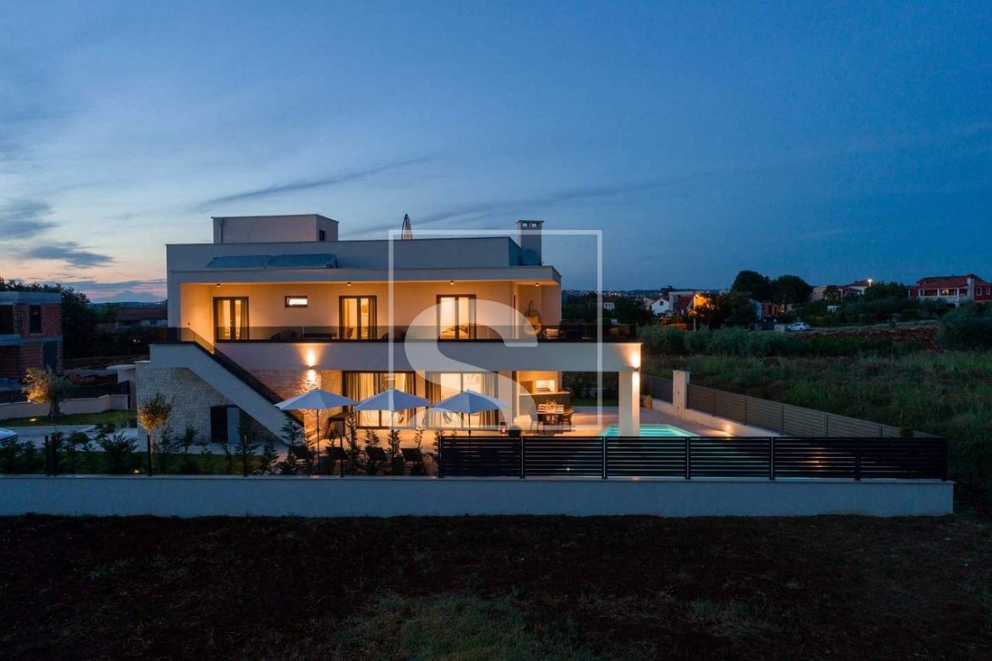 House in Porec, Istria County, Croatia 2 - 17865053