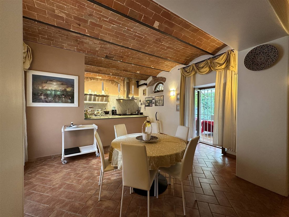House in Historic Center, Livorno, Tuscany 5 - 17869374