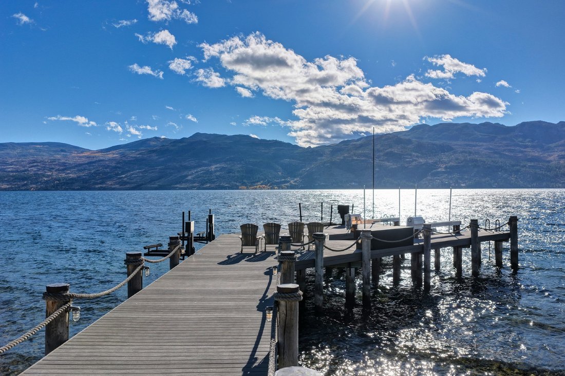 Maison à West Kelowna, Colombie-Britannique, Canada 3 - 17868504