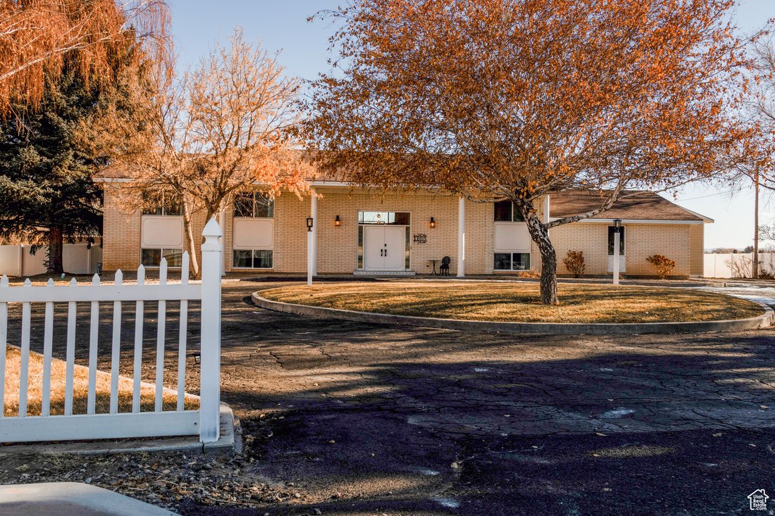 House in Vernal, Utah, United States 2 - 17865290