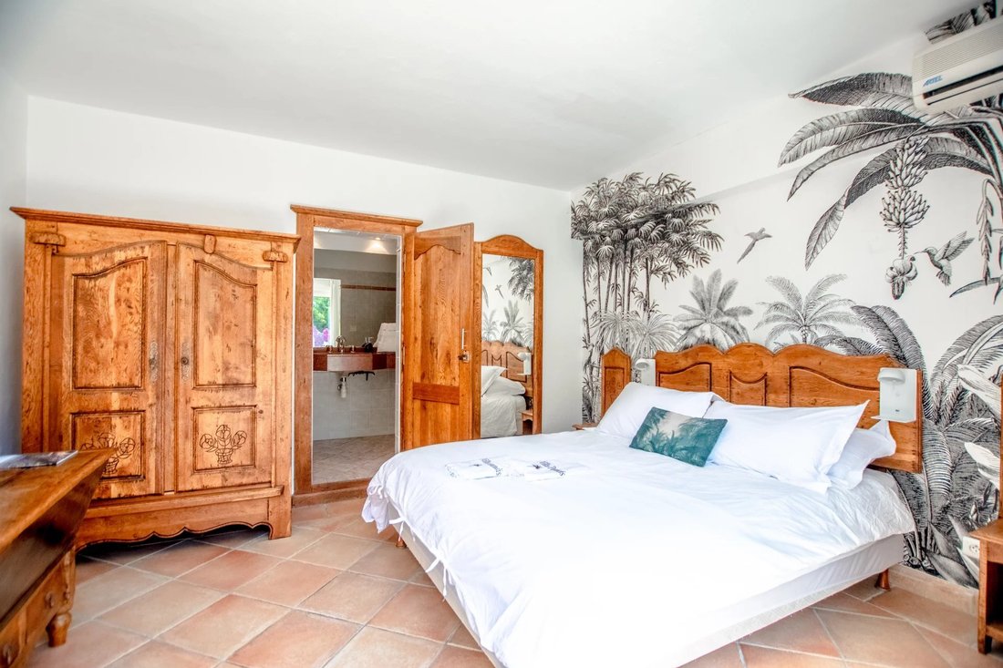 French Riviera, Provence-Alpes-Côte d'Azur, France 4 - 14780300
