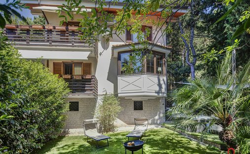 Villa in Roiano-Scorcola, Trieste, Friuli – Venezia Giulia 1