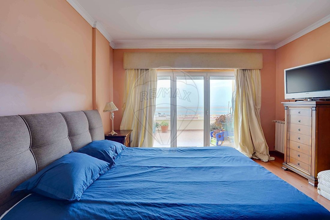 Apartment in Carcavelos e Parede, Lisbon, Portugal 2 - 17862481