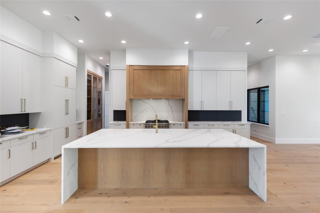 House in Montgomery, Texas, United States 3 - 17755349