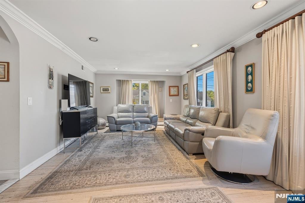 House in Fair Lawn, New Jersey, United States 5 - 17868527