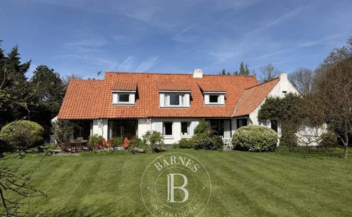 House in L'Allumette, Wasquehal, France 1