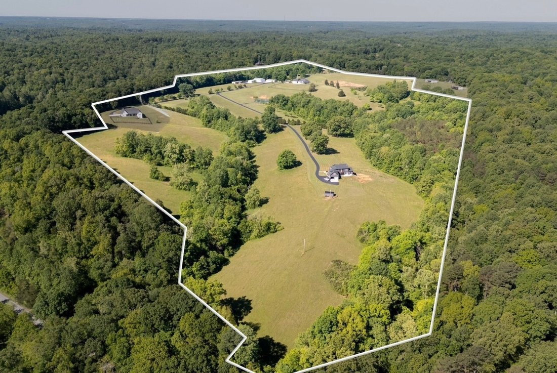 House in Vanleer, Tennessee, United States 2 - 17866141