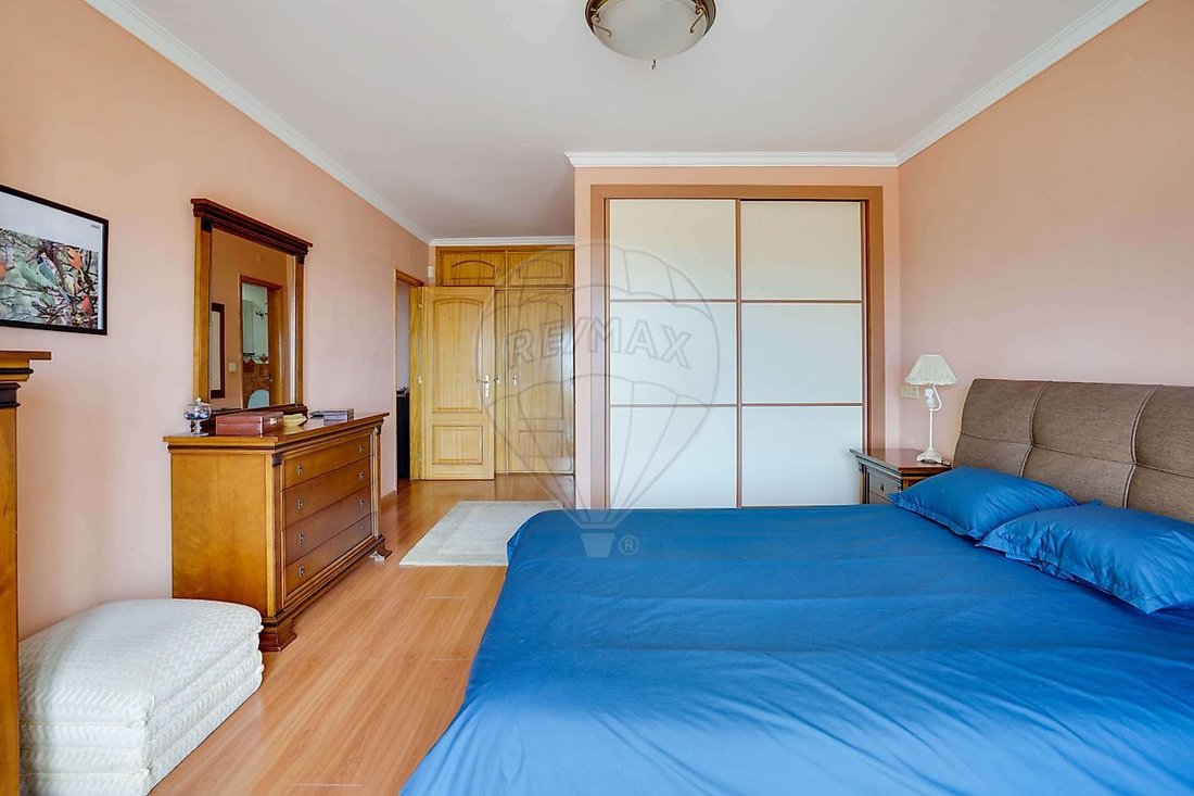 Apartment in Carcavelos e Parede, Lisbon, Portugal 1 - 17862481