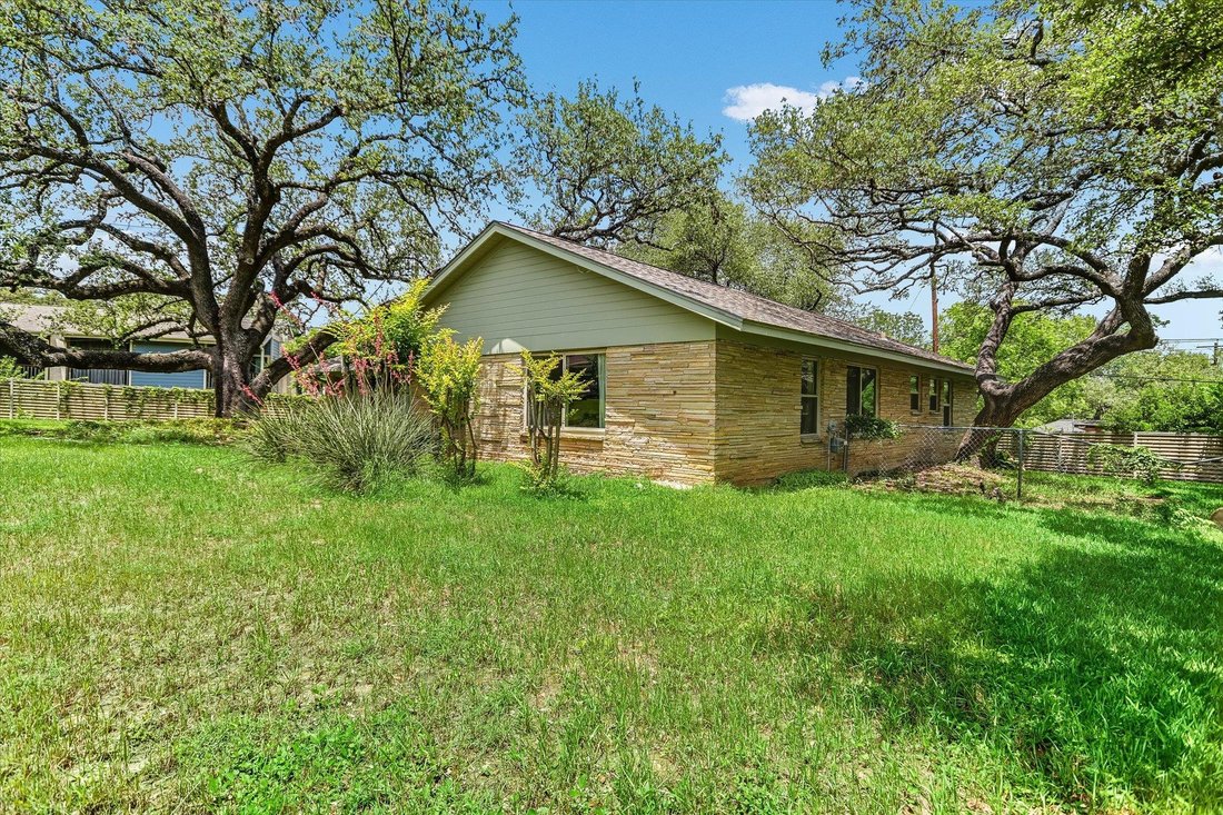 House in Austin, Texas, United States 4 - 17865923