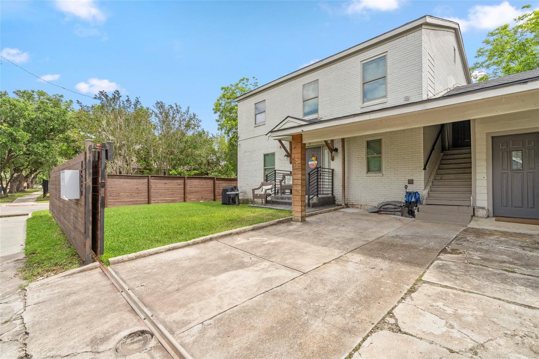 Houston, Texas, United States 1 - 17866349