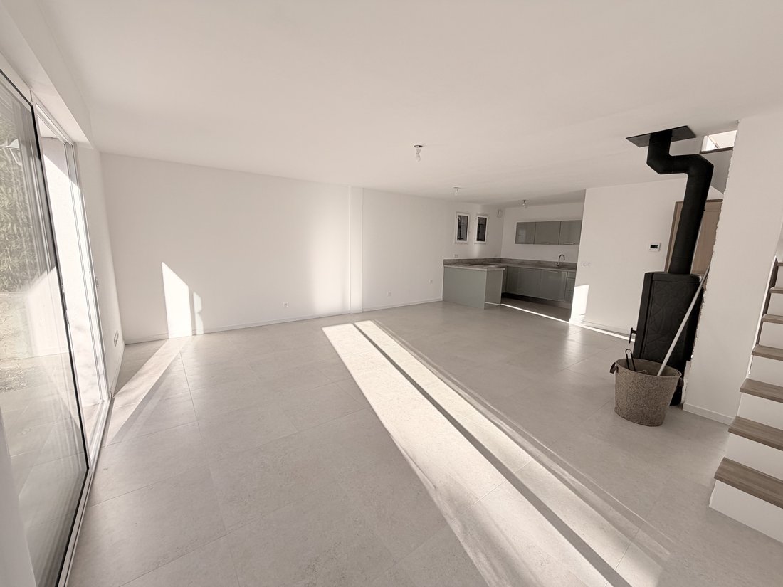 Villa in Tourrettes-sur-Loup, Provence-Alpes-Côte d'Azur, France 4 - 17865740