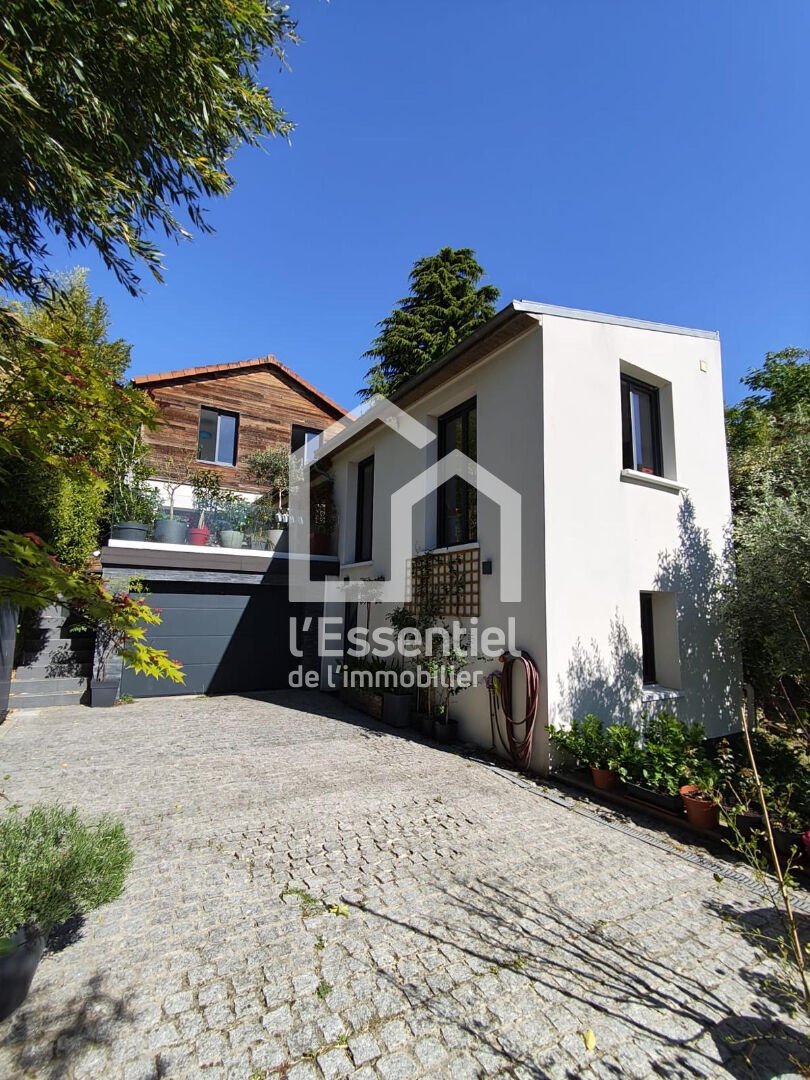 House in Sud, Le Mesnil-le-Roi, France 3 - 17865490