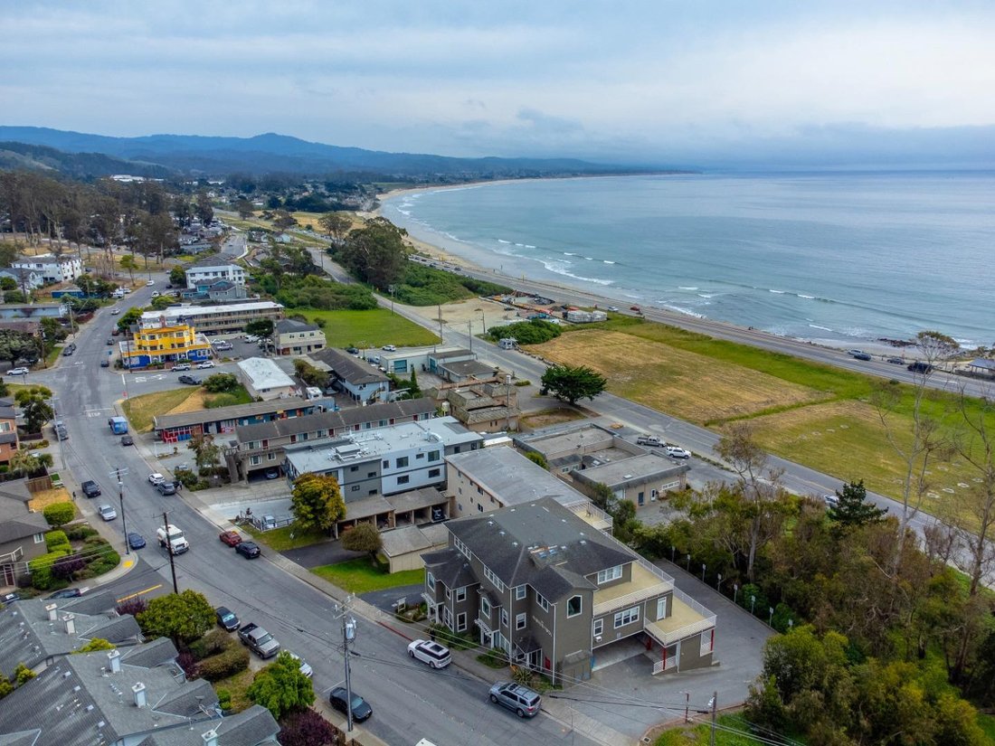 El Granada, California, United States 4 - 17865356