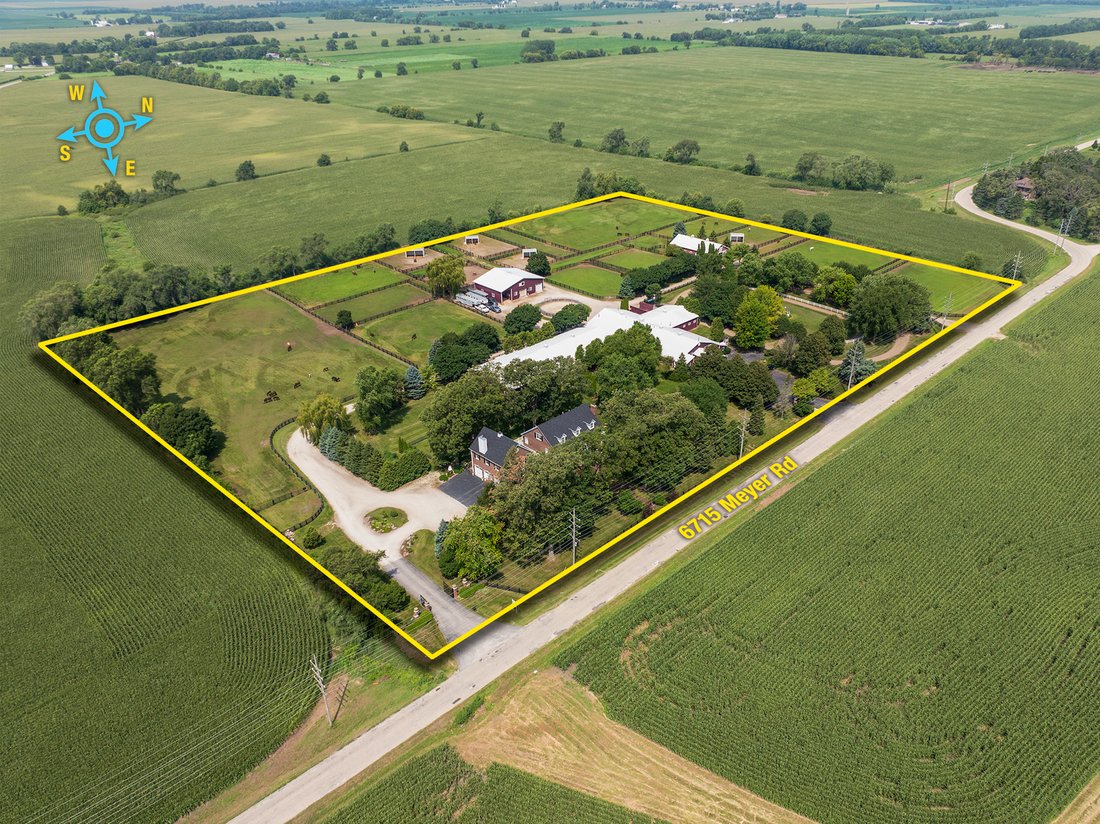 House in Marengo, Illinois, United States 1 - 17866293