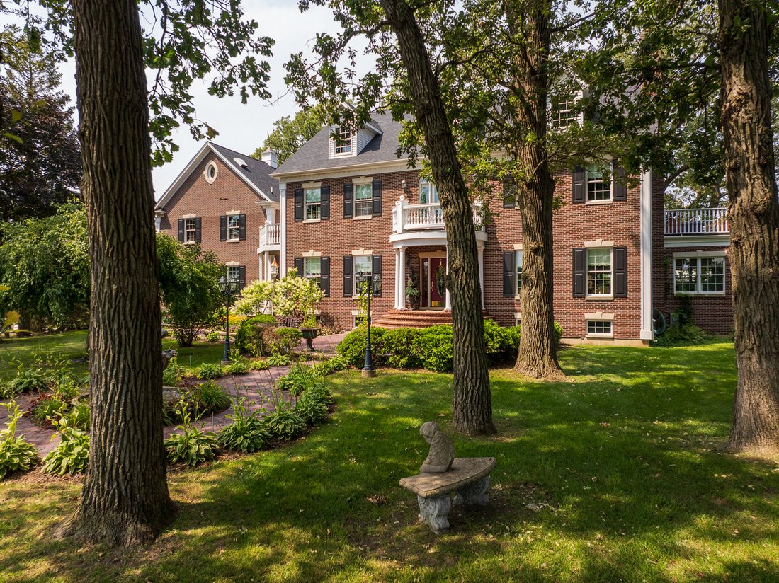 House in Marengo, Illinois, United States 2 - 17866293