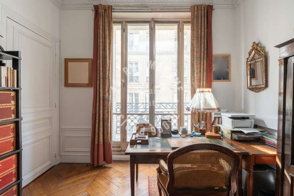 Apartment in Odéon, Paris 6e Arrondissement, Paris 4 - 17865423