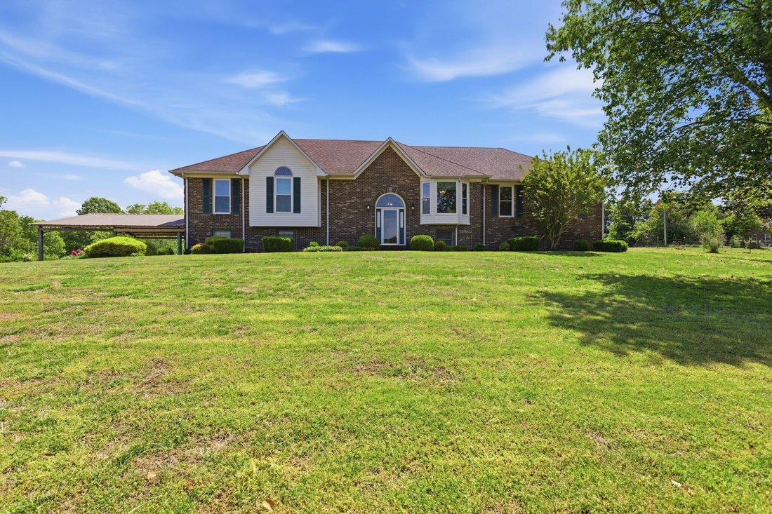 House in Columbia, Tennessee, United States 1 - 17866290