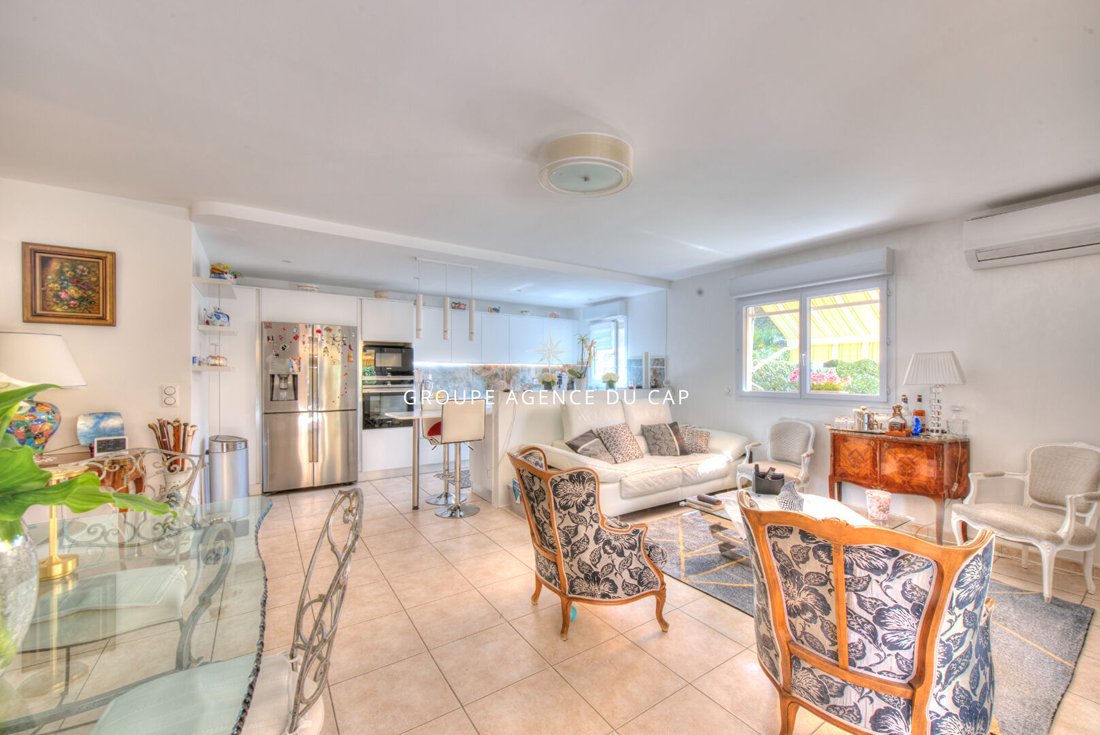 Apartment in Le Dramont-Agay-Anthéor-Le Trayas, Saint-Raphaël, France 3 - 17866732