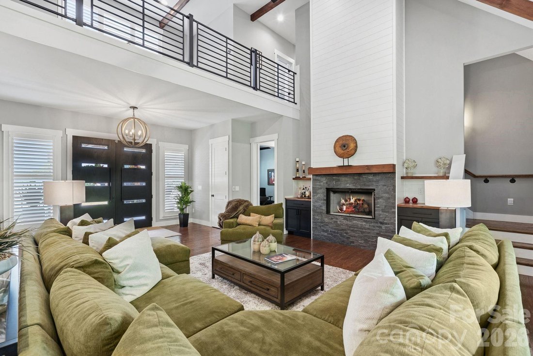 House in Weaverville, North Carolina, United States 3 - 17868001