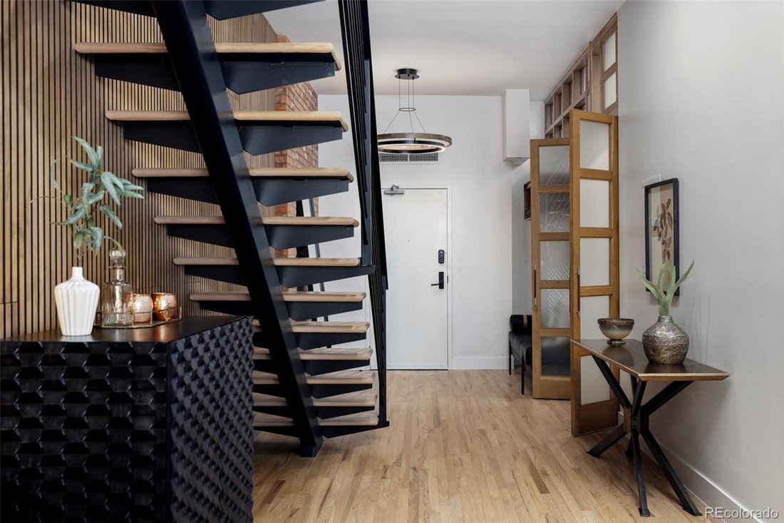 Condo in Denver, Colorado, United States 2 - 17869698