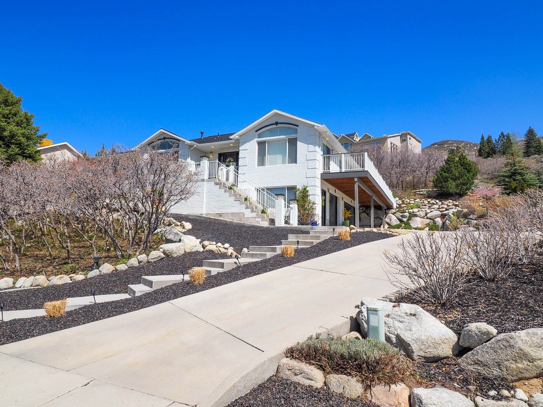 House in Sandy, Utah, United States 2 - 17869048