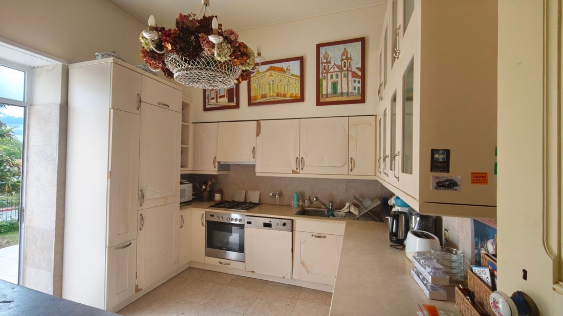 Townhouse in Buarcos e Sao Juliao, Coimbra District, Portugal 3 - 17869251