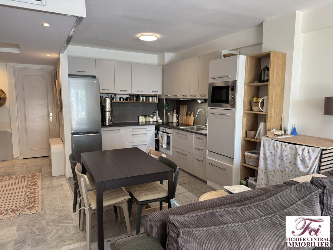 Apartment in Menton, Provence-Alpes-Côte d'Azur, France 2 - 17439755