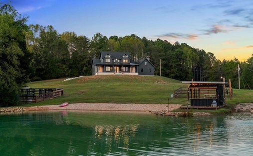 House in Riceville, Tennessee, United States 1