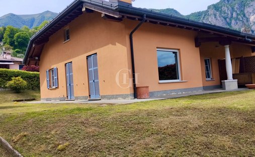 Haus in Griante, Lombardei, Italien 1
