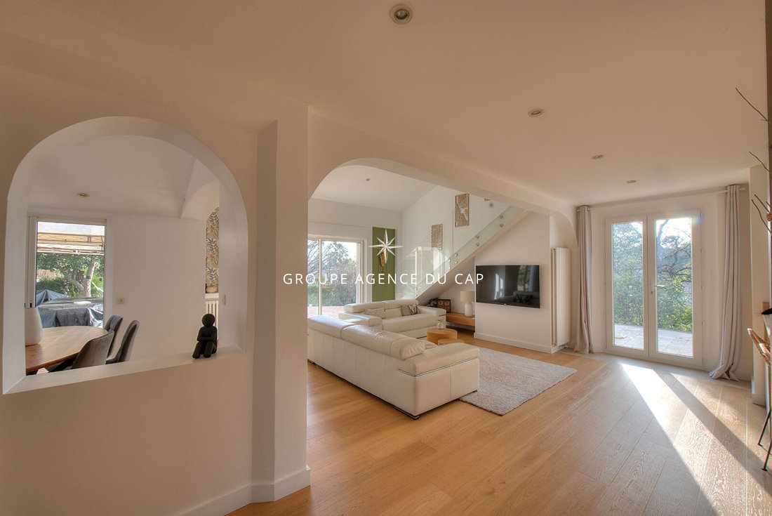 Villa in Counillier Valescure, Frejus, France 4 - 17866796