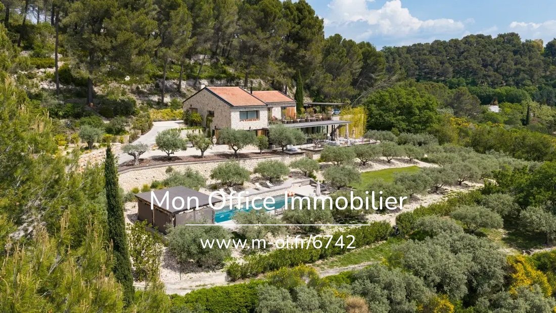 Villa in Granettes-Jauberte-Sainte Anne, Aix-en-Provence, France 1 - 17866768