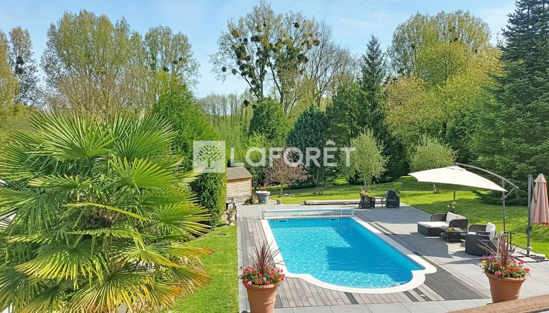 Villa in Bellefontaine, Ile-de-France, France 2 - 17866722