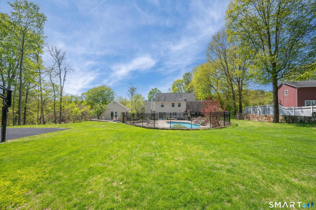 House in Danbury, Connecticut, United States 5 - 17869924